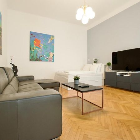 Standard Apartment By Hi5 - St. King Street 16. Boedapest Buitenkant foto