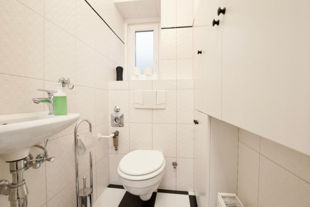 Standard Apartment By Hi5 - St. King Street 16. Boedapest Buitenkant foto