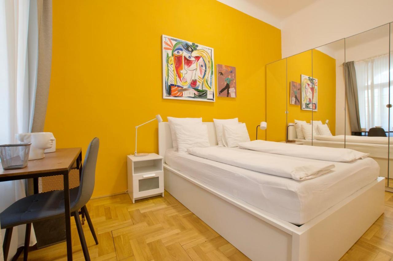 Standard Apartment By Hi5 - St. King Street 16. Boedapest Buitenkant foto
